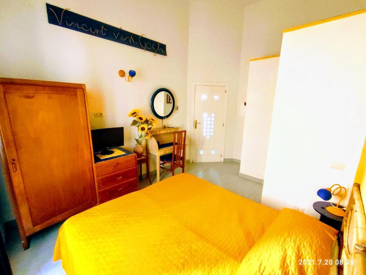 Bed and Breakfast Napoli Naif Exterior foto